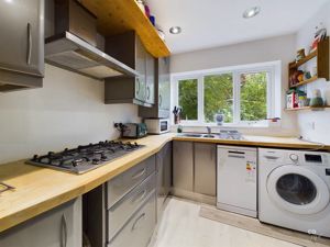 Photo 27- click for photo gallery